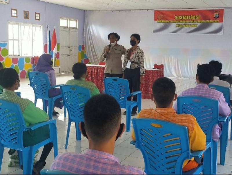 WAKAPOLRES MANOKWARI DAN UCI 