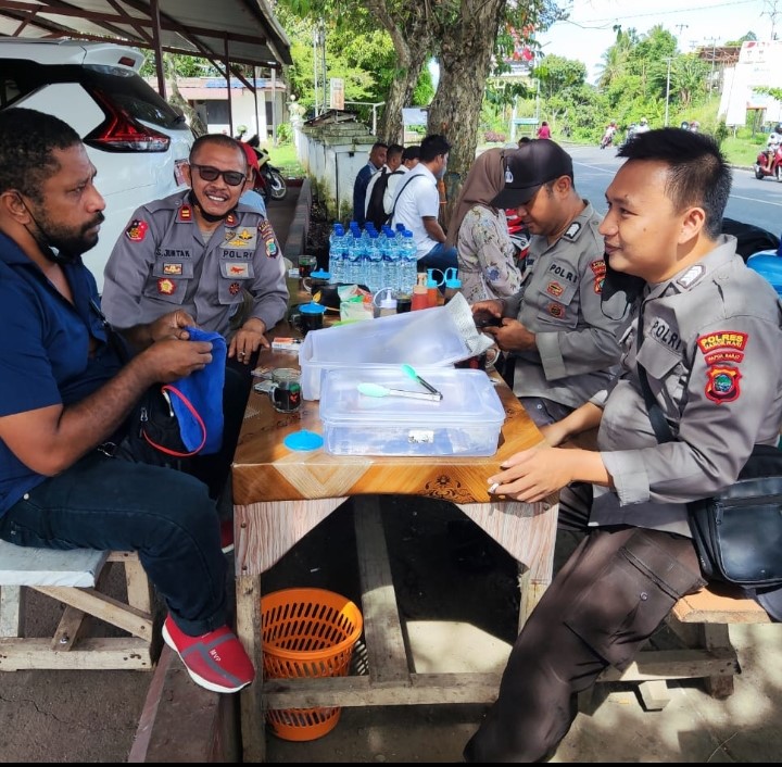 KAPOLSEK AMBAN DAN ANGGOTA