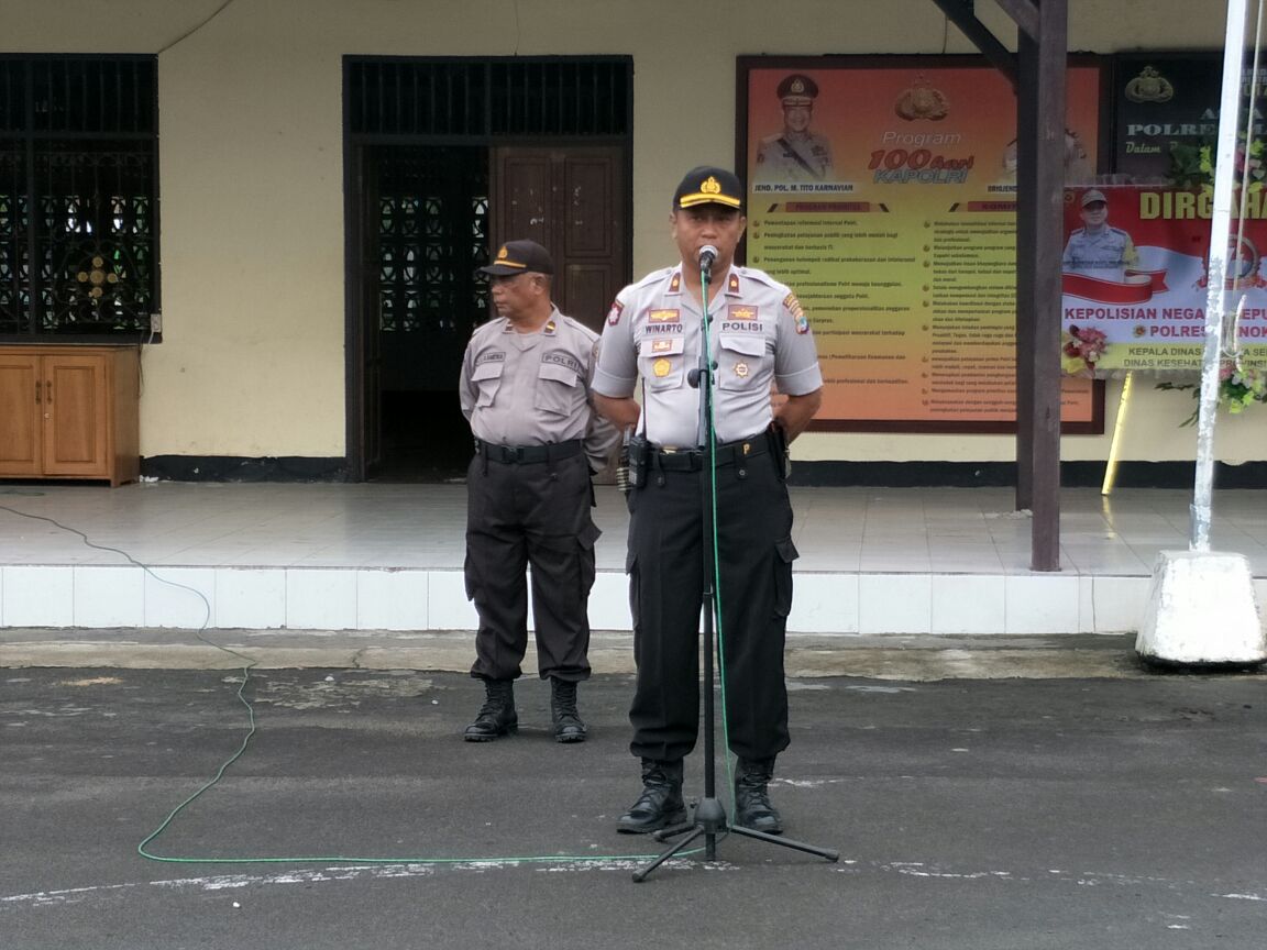 Kabag Ops KOmpol Winarto, SH sedang memberikan Petunjuk dan Arahan kepada personil