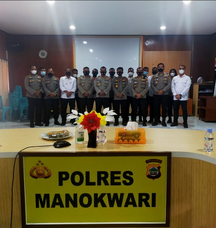 Pejabat utama Polres manokwari serta Kabid dokes dan kabid Propam