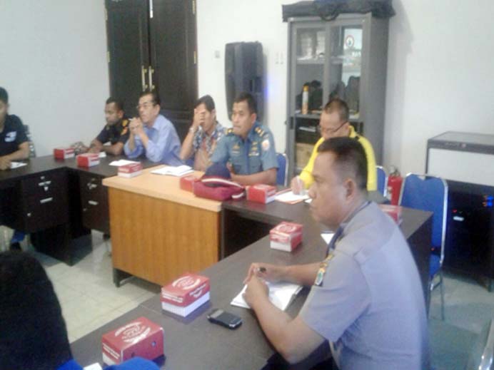 rapat1