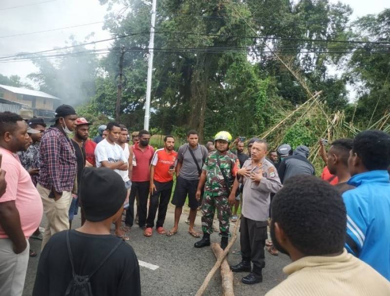 Kapolsek  Amban